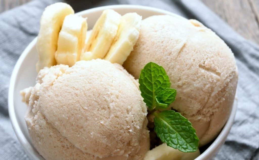 🍌 How to Make Banana Ice Cream with Condensed Milk Easy Recipe
